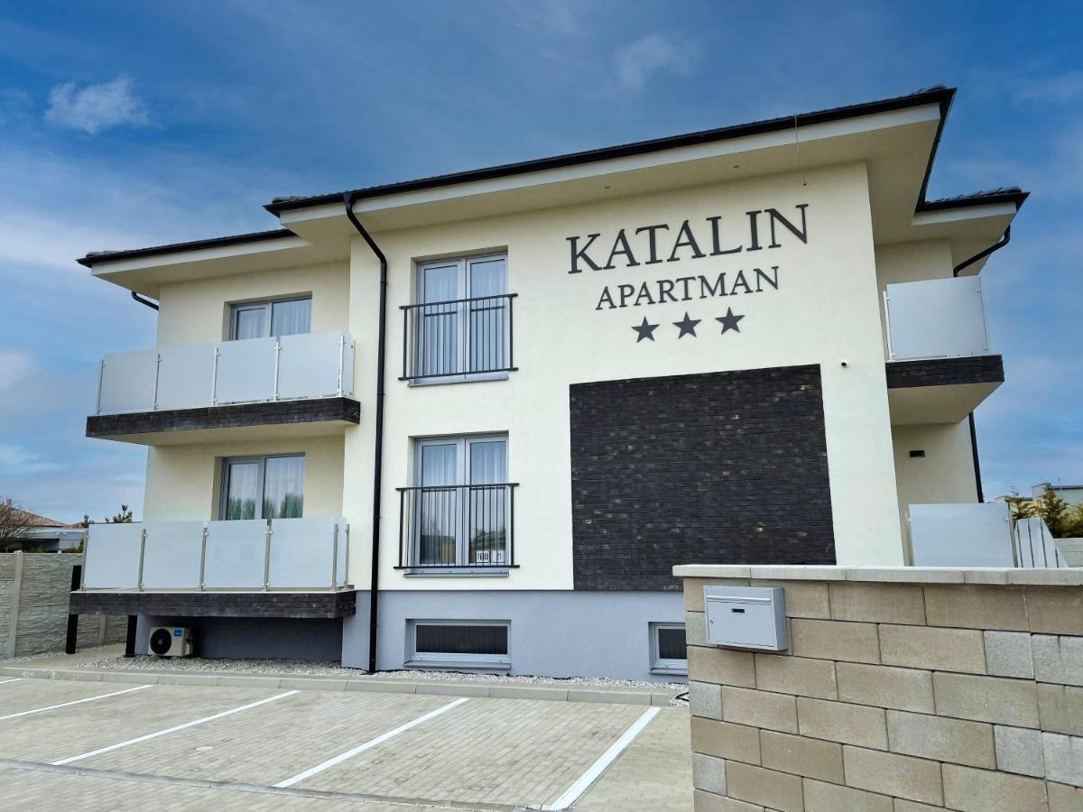 Apartmany Katalin ดูนาจสก้า สเตรด้า ภายนอก รูปภาพ